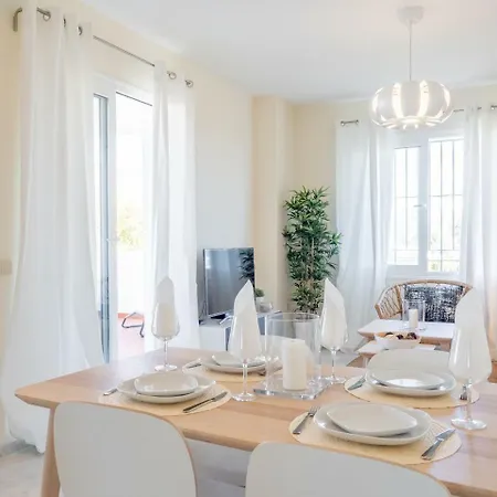 2275-superb New On Valle Romano, Golf View إِستيبونا